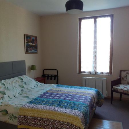 Gite 32 Rue Du Huit Mai Freneuse  Ngoại thất bức ảnh